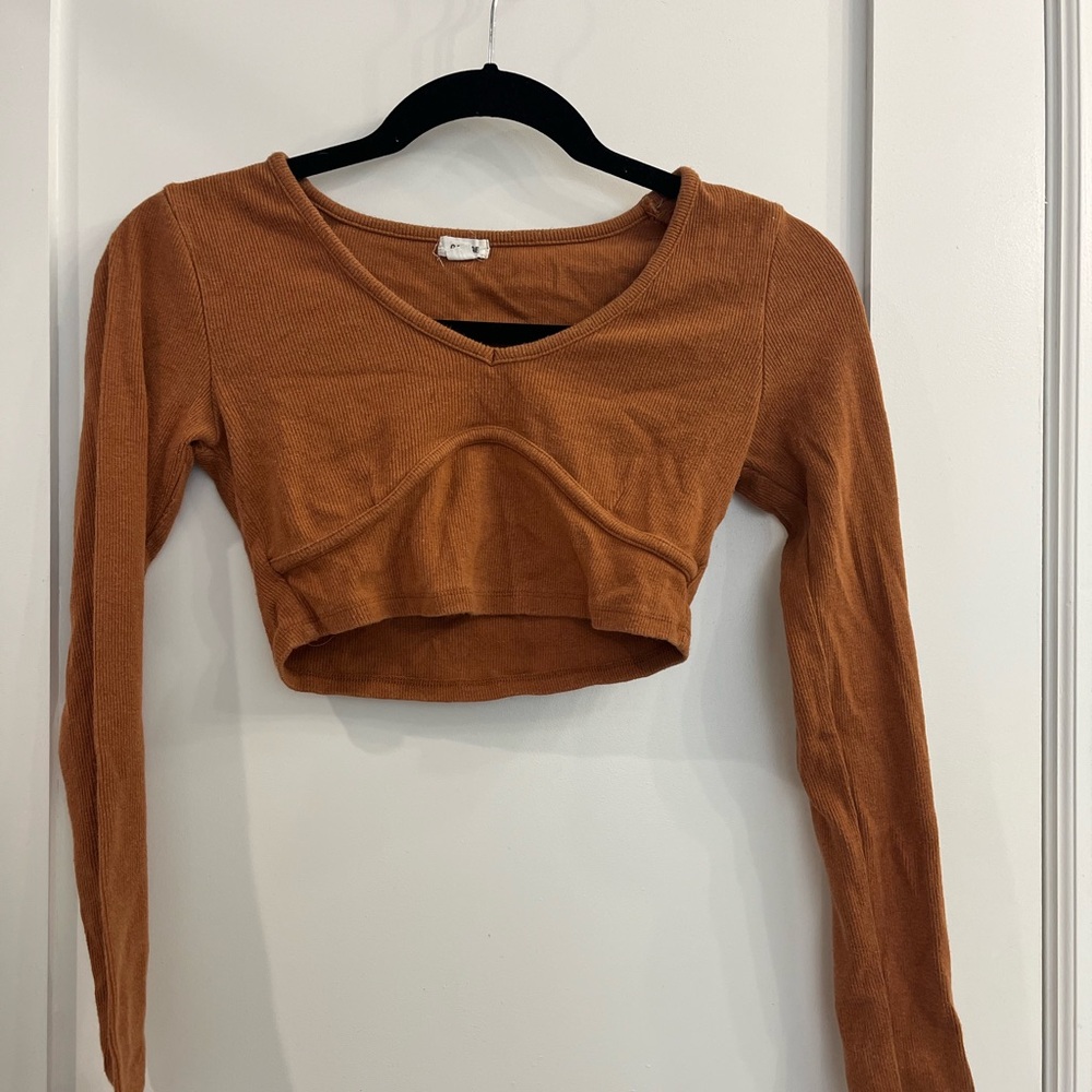 Cropped, ribbed long sleeve